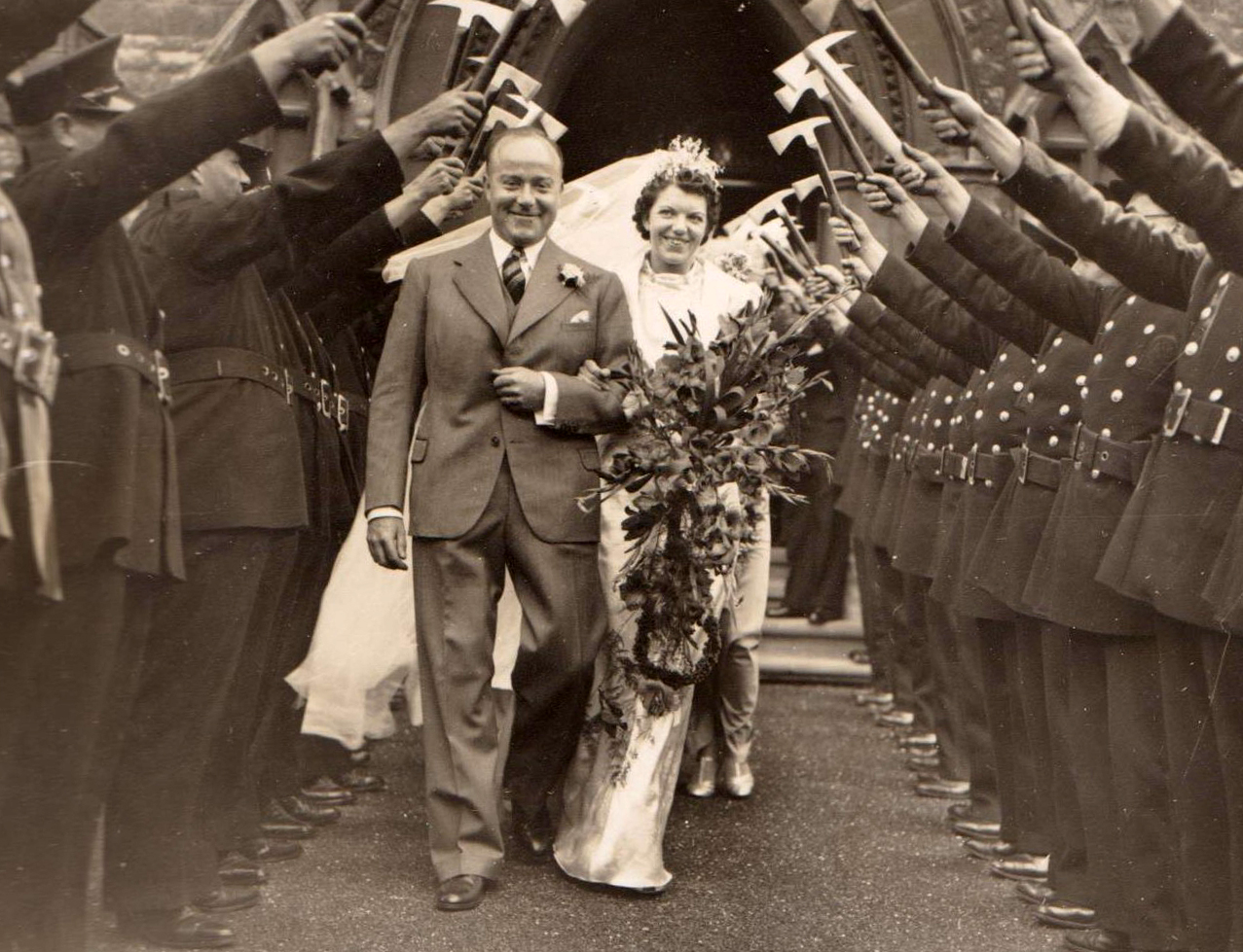 George &amp; Ethel's Weddingh on 21st July 1940 at Beckenham Congregational Church (2)